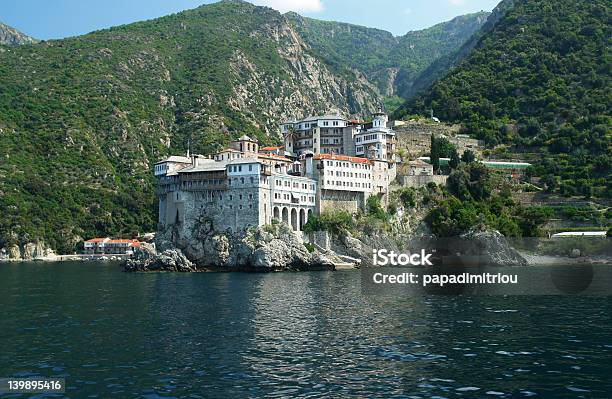 Grigoriou - zdjęcia stockowe i więcej obrazów Autonomiczna Republika Góry Athos - Autonomiczna Republika Góry Athos, Grecja, Przemysł budowlany