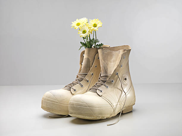 istock Old shoes and flowers 139896377