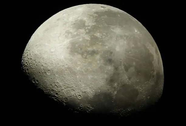 Large shot of the moon...