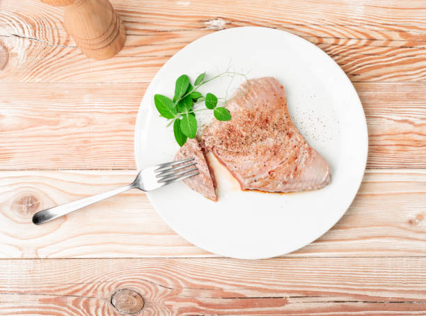 prima de filete de atún - tuna steak grilled tuna food fotografías e imágenes de stock
