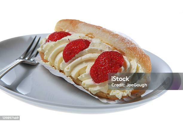 Cream Cake Stockfoto und mehr Bilder von Aufschäumen - Aufschäumen, Bäckerei, Dessert