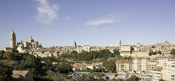istock Skyline of Segovia 139897943