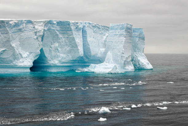 istock Antartica - Tabular Iceberg in Bransfield Strait 1398982314