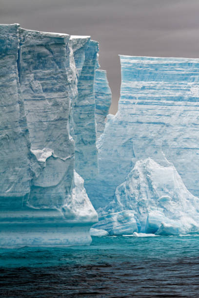 istock Antartica - Tabular Iceberg in Bransfield Strait 1398982953