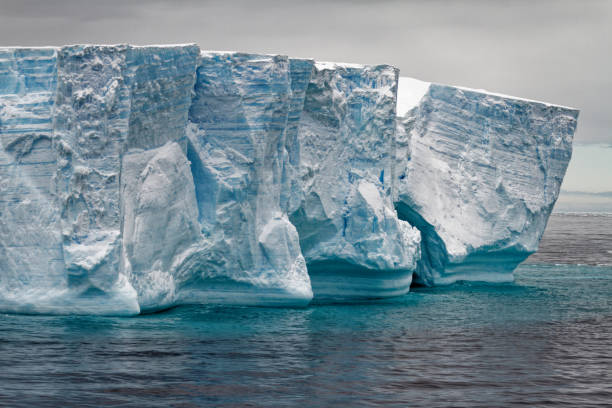 istock Antartica - Tabular Iceberg in Bransfield Strait 1398982968