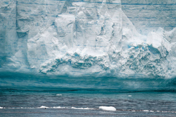 istock Antartica - Tabular Iceberg in Bransfield Strait 1398983296