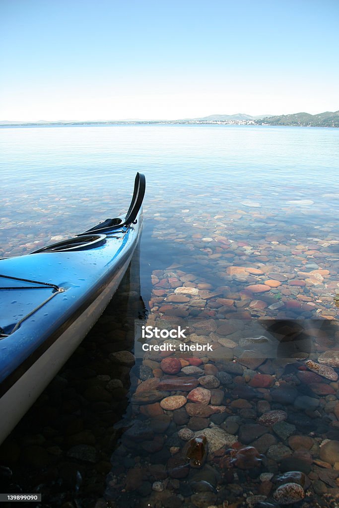 Mar azul, Kayak en Bariloche lago - Foto de stock de Agua libre de derechos