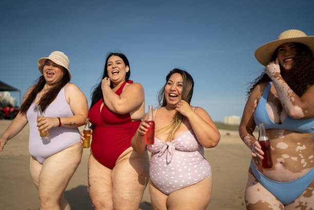 istock Happy friends together in the beach 1399001331