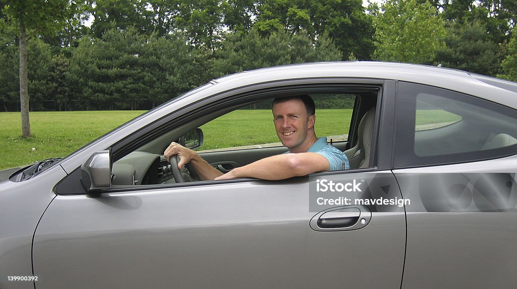 Homme dans la voiture de sport professionnel - Photo de 1920-1929 libre de droits