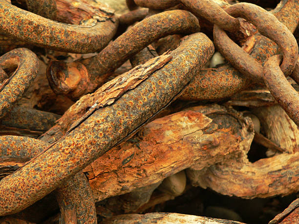 Big Rusted Chains 160+ Ijoe84 Stock Photos, Pictures & Royalty-Free Images - iStock