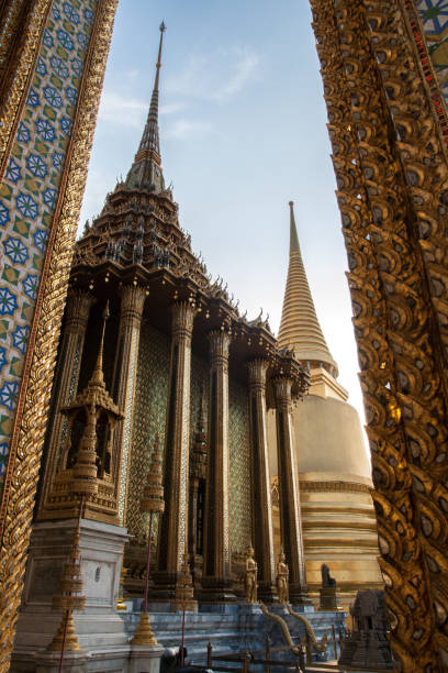 Wat Phra Kaew Temple in Bangkok, Thailand Wat Phra Kaew Temple, It's regarded as the most sacred Buddhist temple located in he historic centre and among the best known of Thailand's landmark grand palace bangkok stock pictures, royalty-free photos & images