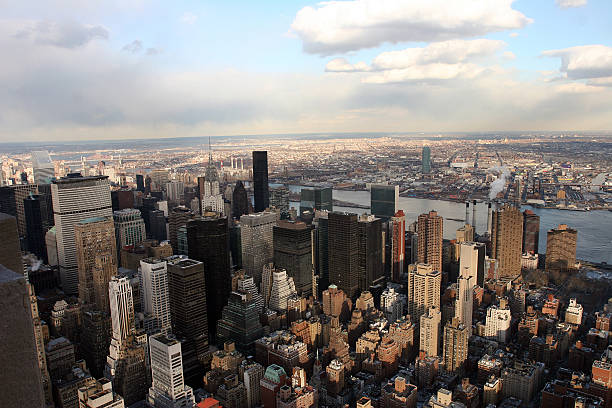 istock East River and United Nations 139901409