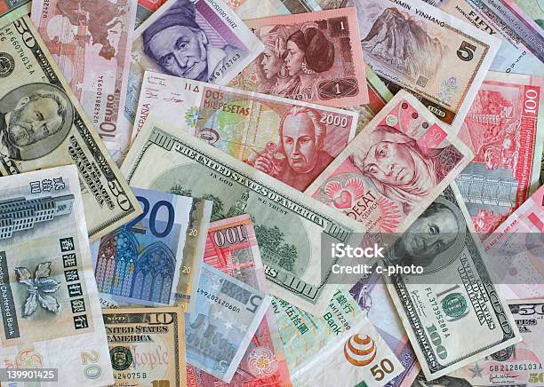 Moneda Extranjera Foto de stock y más banco de imágenes de Dinero - Dinero, Variación, Billete de dólar estadounidense