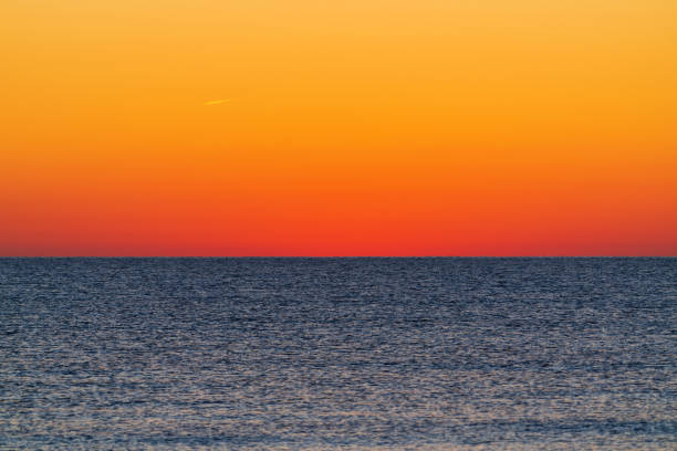 istock Skyline over the sea before dawn 1399017489