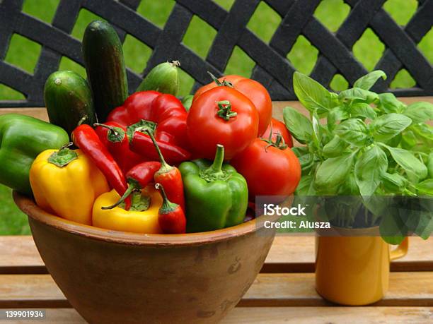 Verdure Fresche - Fotografie stock e altre immagini di Agricoltura - Agricoltura, Alimentazione sana, Basilico