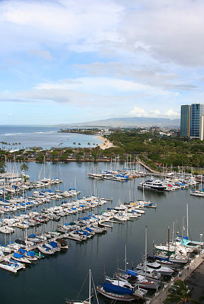 istock waikiki boat harbor 139902233