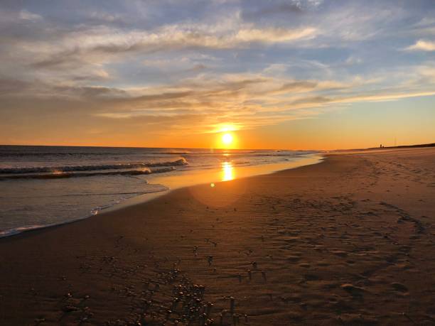 istock Long Island, New York - December Sunset 1399030543