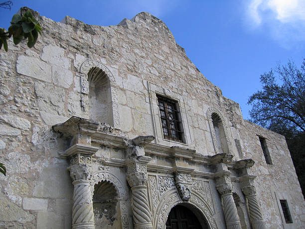 istock Alamo, San Antonio, Texas 139903872