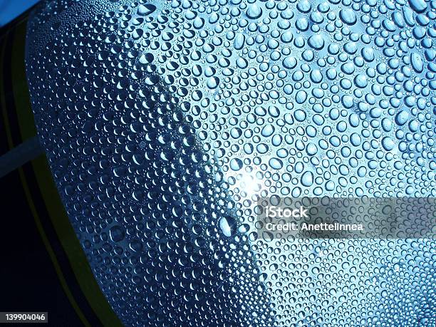 Botella De Agua Foto de stock y más banco de imágenes de Agua - Agua, Azul, Azul turquesa