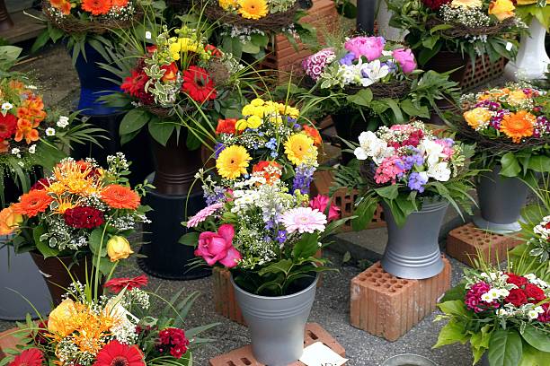 istock bunch of flowers 139904101