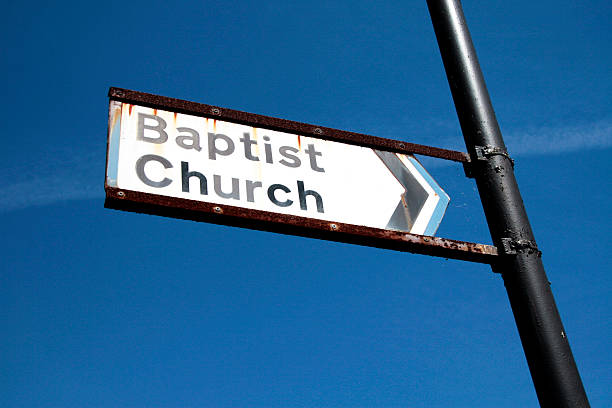 istock To the church 139907098