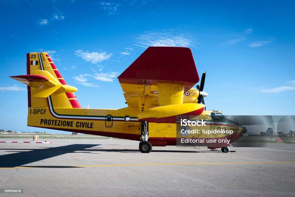 CL -415 Waterbomber - しずくのロイヤリティフリーストックフォト