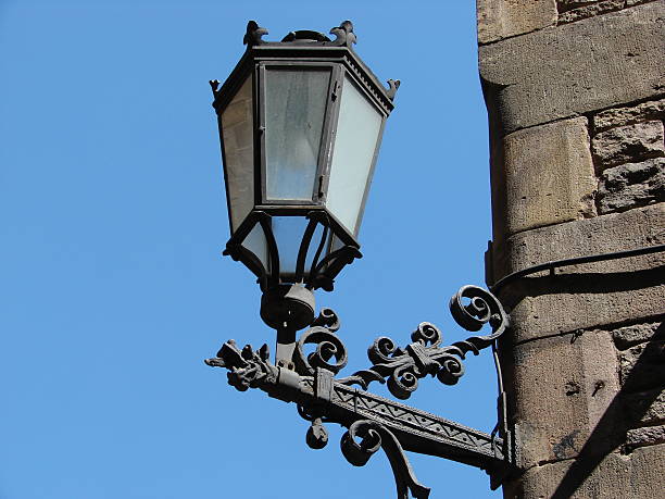 istock Old fashion lamplight 139910183