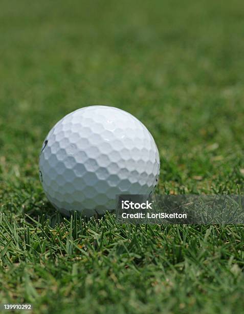 ゴルフボールグリーン - 1人のストックフォトや画像を多数ご用意 - 1人, グリーン, ゴルフ