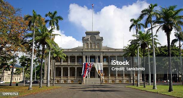 Palazzo Iolanihonolulu Hawaii - Fotografie stock e altre immagini di Palazzo Iolani - Palazzo Iolani, Albero, Ambientazione esterna