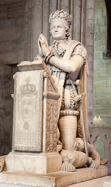 istock Paris - king Louis XVI from Saint Denis cathedral 139911321