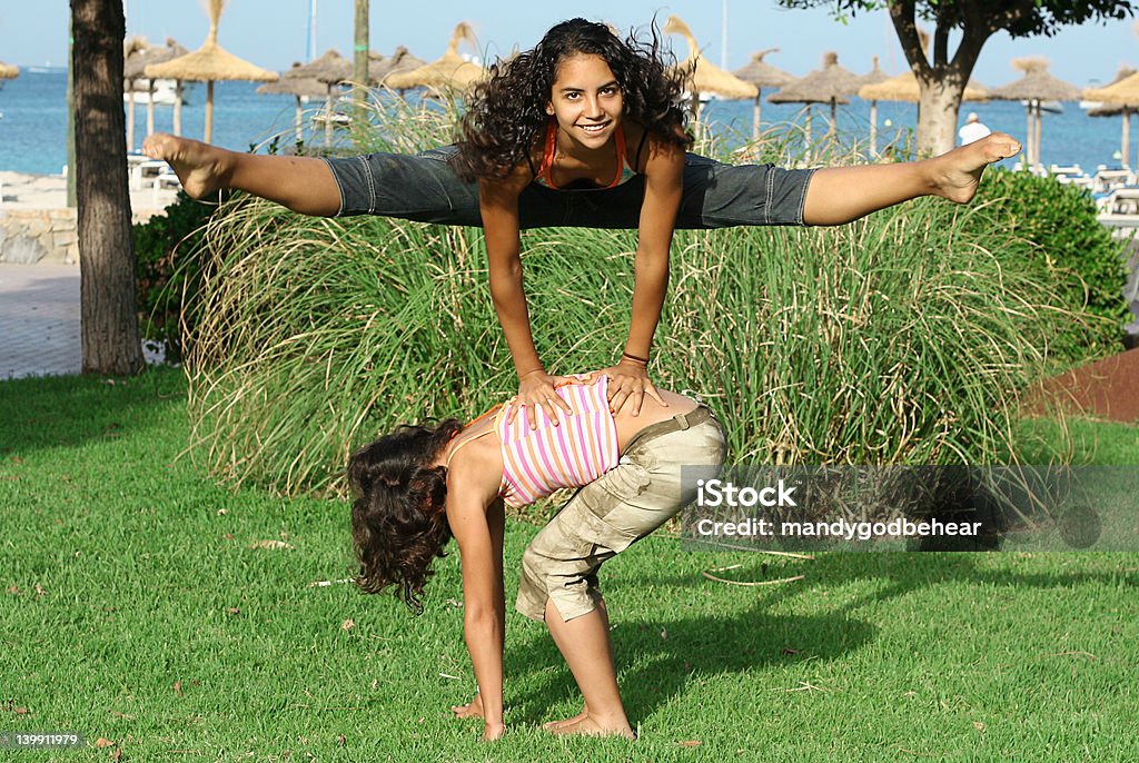 Rana Salto - Foto stock royalty-free di Giocare alla cavallina