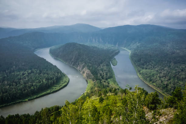 manaschleife in der region krasnojarsk im sommer - region krasnojarsk stock-fotos und bilder
