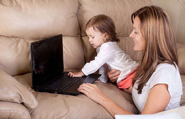 istock Mother and daughter 139917327