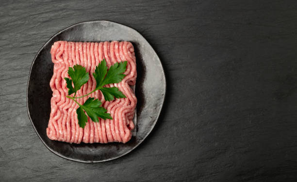 istock Mince Meat, Ground Pork, Uncooked Mincemeat 1399175364