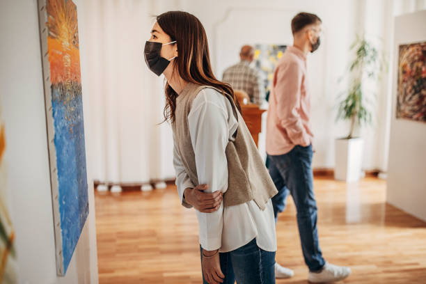 istock Woman in art gallery 1399183062