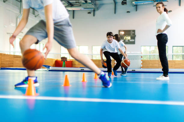istock Physical education class and sport training in high school 1399212294