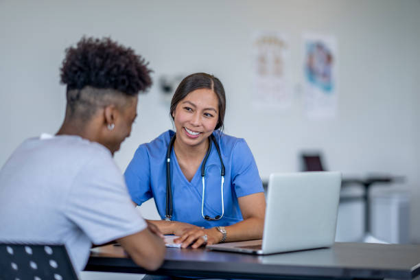 istock Female Doctor Meeting with a Patient 1399232245