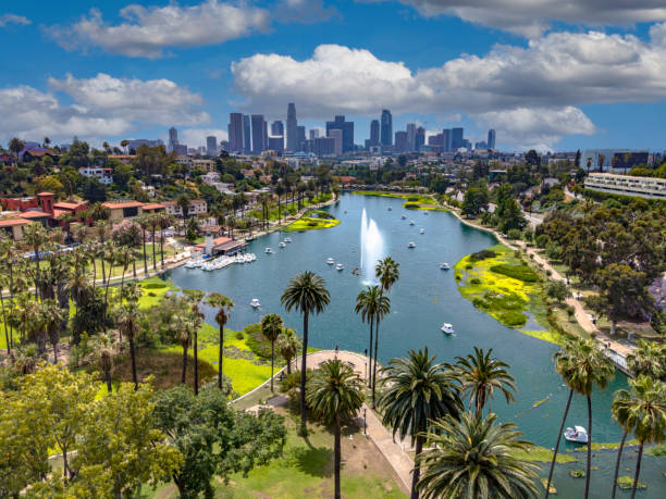 istock Los Angeles skyline 1399240303