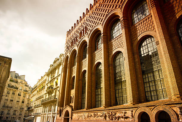 istock street in paris 139924654