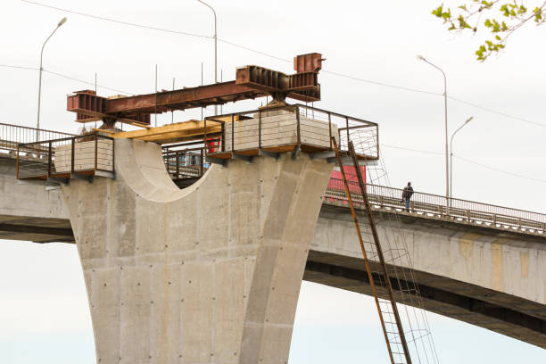 istock Intermediate reinforced concrete support of the new bridge. 1399255034