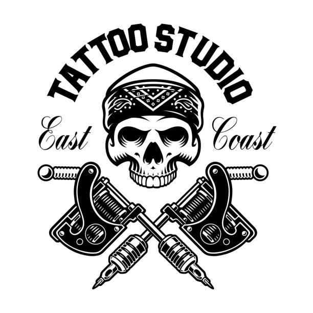 tengkorak vektor dengan mesin tato di bandana - mesin tato ilustrasi stok