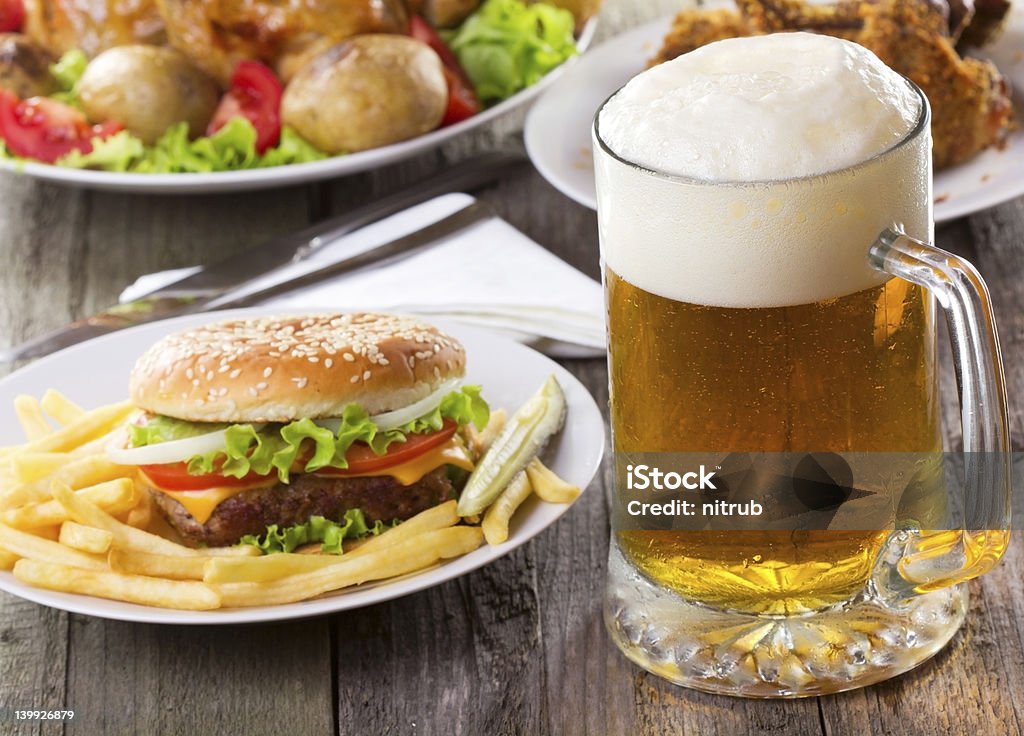 Кружка пива - Стоковые фото Алкоголь - напиток роялти-фри