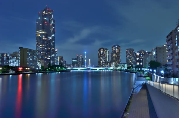 istock Illuminated Tsukuda Bridge, Chuo Bridge and Sky Tree seen from Tsukishima 1399328892