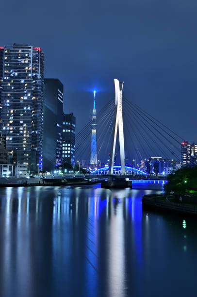 istock Illuminated Chuo Ohashi, Eitaibashi and Sky Tree seen from Tsukuda Ohashi 1399328899
