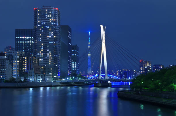 istock Illuminated Chuo Ohashi, Eitaibashi and Sky Tree seen from Tsukuda Ohashi 1399328905