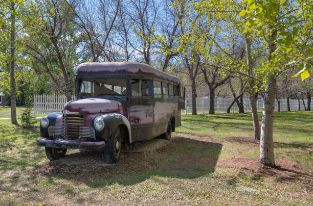 istock Old Abandoned School Bus at East Coulee 1399351554
