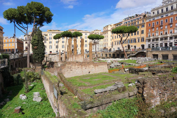 Largo di Torre Argentina