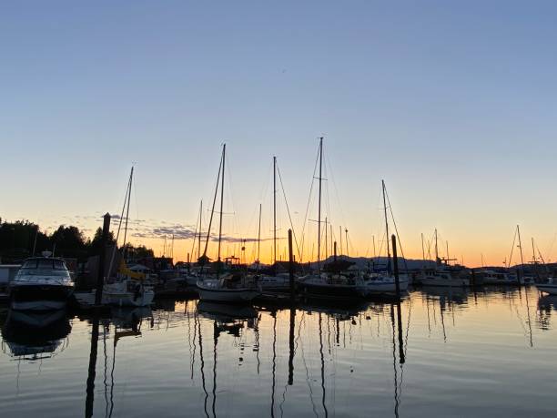 istock Sunset at Cowichan Bay marina 1399382264