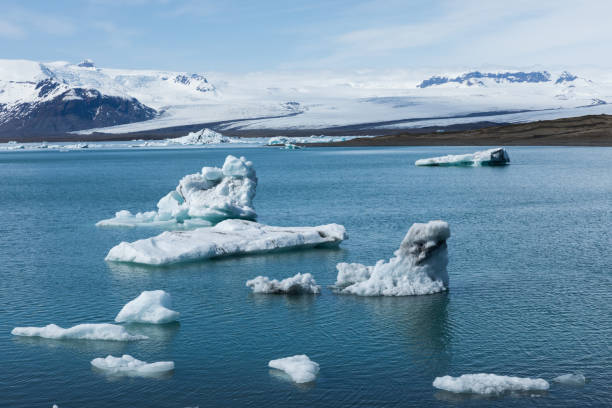 istock Jokulsarlon Glacial Lagoon Icebergs Iceland 1399408567