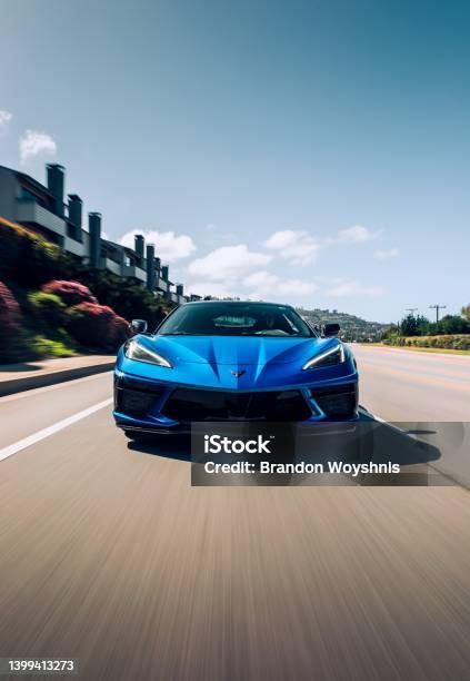 Stock fotografie Modrá Corvette Stingray – stáhnout obrázek nyní - Automobil - Motorové vozidlo, Barevný obrázek, Chevrolet